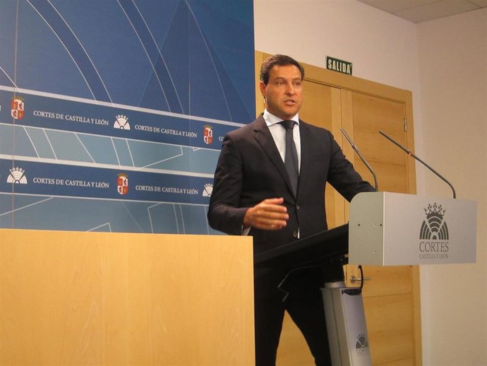 Raúl de la Hoz, portavoz del Grupo Popular en las Cortes.