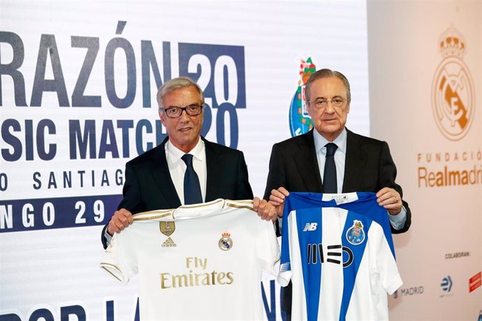 El vicepresidente del Oporto, Alipio Fernandes, y el presidente del Real Madrid, Florentino Pérez, presentan el 'Corazón Classic Match' de  2020