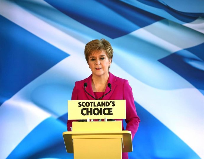 R.Unido.- Sturgeon afirma que los resultados electorales "refuerzan" su petición