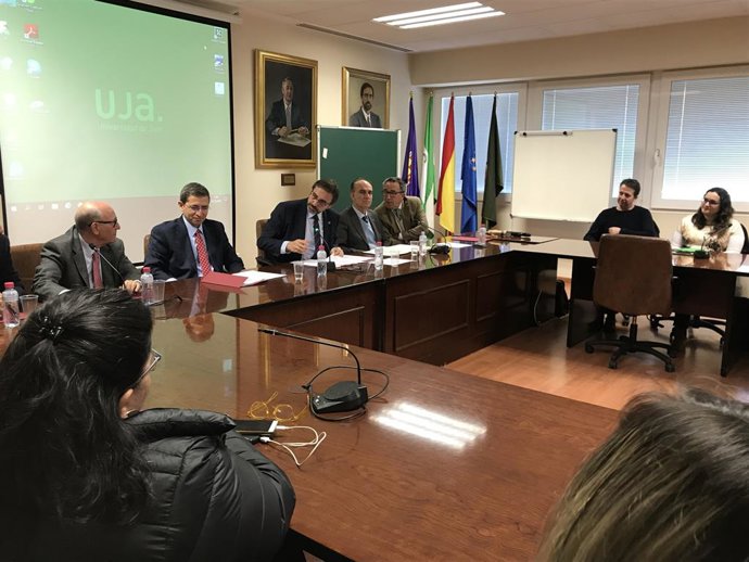 Jaén.- El COI reitera su colaboración con la UJA para seguir formando catadores 