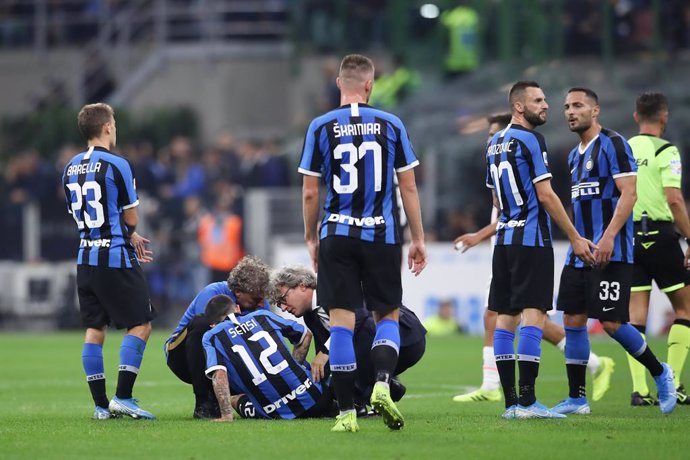 Fútbol/Calcio.- (Previa) El Inter busca atar su liderato en Florencia tras la de