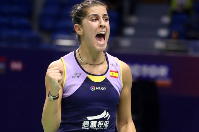 Carolina Marín celebra un punt al seu favor.