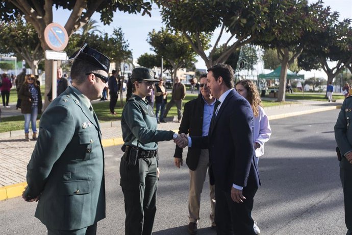 Homenaje a la Guardia Civil en Balanegra