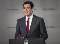 Moreno espera una "rectificación" del Gobierno en su intención de "intervenir" la financiación de Andalucía