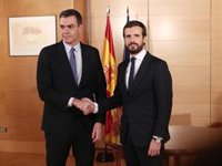 Sánchez y Casado se reúnen durante 45 minutos