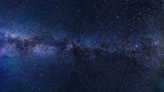 La masa de la Vía Láctea, estimada en 890.000 millones de soles