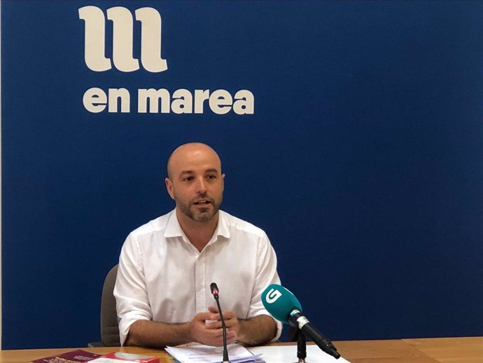 Luís Villares en rueda de prensa en Pontevedra.