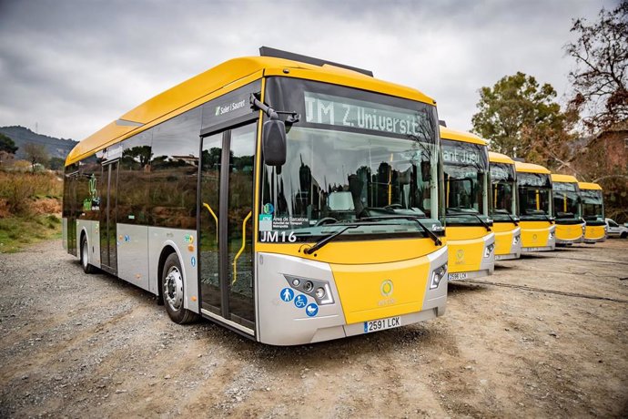 El AMB introduce seis buses híbridos a las líneas JustMetro (JM) y Esplubús 2 (EP2)