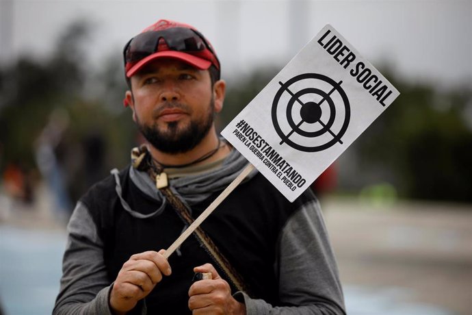 Protesta contra el asesinato de activistas sociales en Colombia