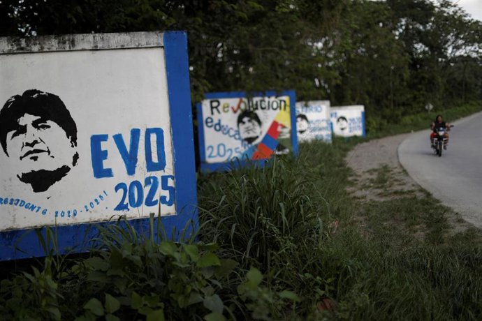 Murales a favor de Evo Morales en Chapare, Cochabamba