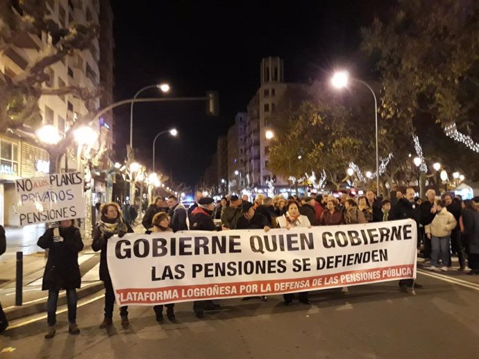 Manifestación en defensa de las pensiones en Logroño