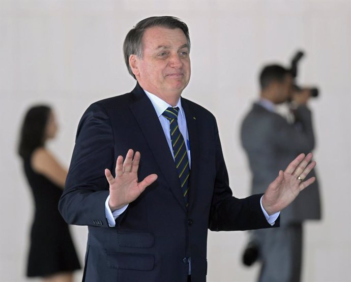 Brasil.- Bolsonaro cierra una televisión pública educativa por ser "de izquierda