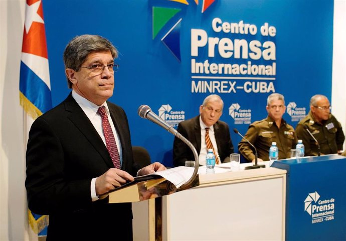 El director general del Ministerio de Asuntos Exteriores de Cuba, Carlos Fernández de Cossio, durante una conferencia de prensa en La Habana.