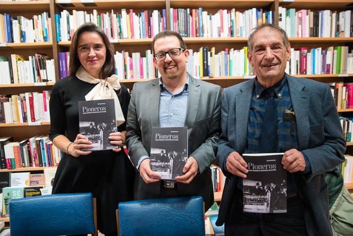 Imagen de la presentación del libro