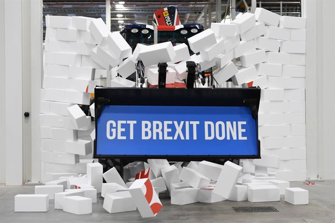 Brexit.- Más de 160.000 españoles se han inscrito para mantener su estatus tras 