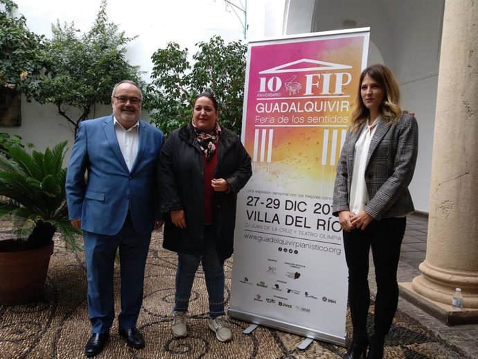 Navajas (centro) presenta el X Festival Internacional de Piano (FIP) Guadalquivir