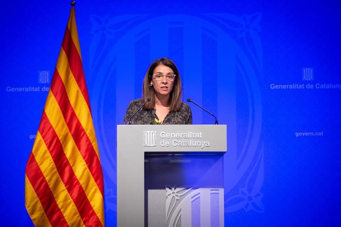 La consellera de Presidencia y portavoz del Govern, Meritxell Budó en rueda de prensa posterior al Consell Executiu en el Palacio de la Generalitat, en Barcelona (España), a 17 de diciembre de 2019.