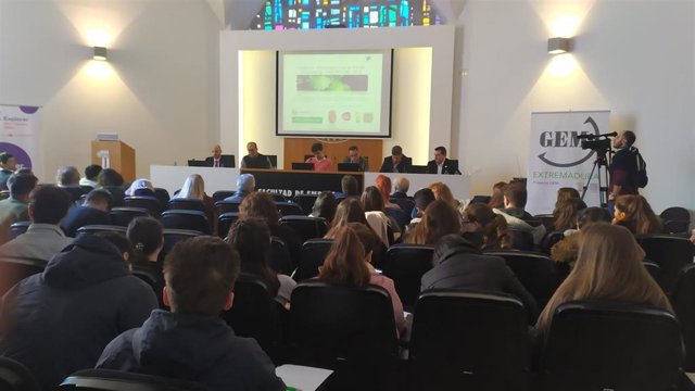 Presentación iinforme de pymes en Extremadura