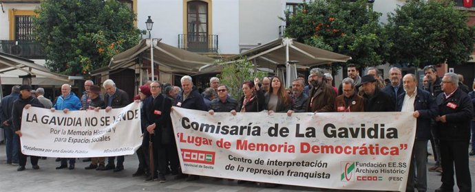 Concentración de CCOO ante la sede de la Consejería de Cultura