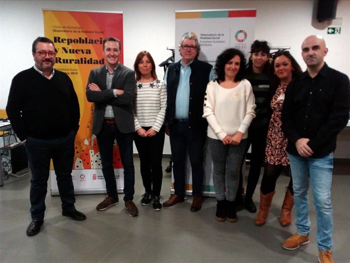 Participantes en la jornada sobre repoblación y nueva ruralidad organizada por el Departamento de Derechos Sociales del Gobierno de Navarra