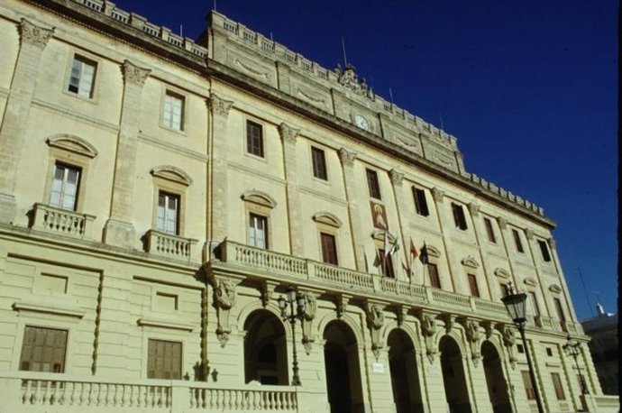 Frontal del Ayuntamiento de San Fernando