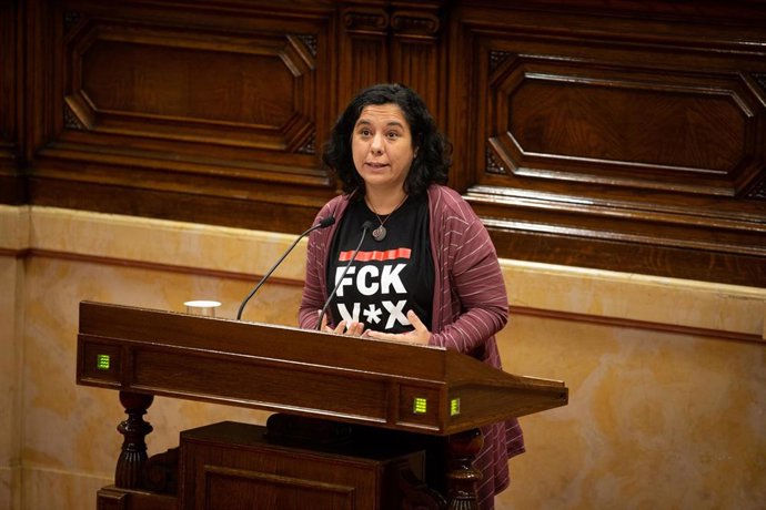 La diputada de Catalunya En Comú Podem, Susana Segovia, durante su intervención en una sesión plenaria del Parlament, en Barcelona /Catalunya (España), a 17 de diciembre de 2019.