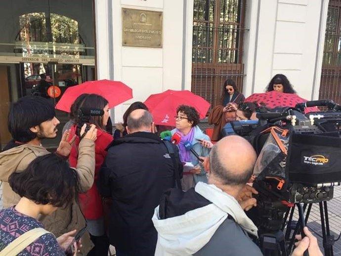 El Colectivo de Prostitutas de Sevilla presenta una queja de oficio ante el Defensor del Pueblo