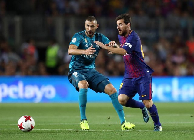 Messi y Benzema en un Barça-Real Madrid