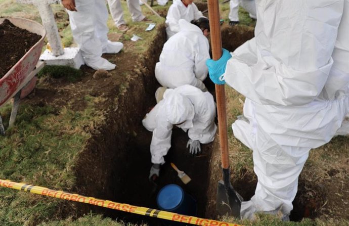 Colombia.- Medicina Legal calcula que hay unos 200.000 cadáveres de víctimas del