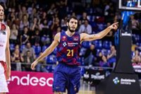 El Barça vence sin alardes al ASVEL y mantiene el pulso al líder