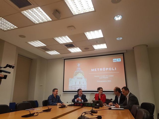Rueda de prensa del Grupo Municipal Socialista para presentar su alternativa presupuestaria en la capital