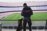 Els Mossos d'Esquadra inicien el dispositiu de seguretat a l'entorn del Camp Nou