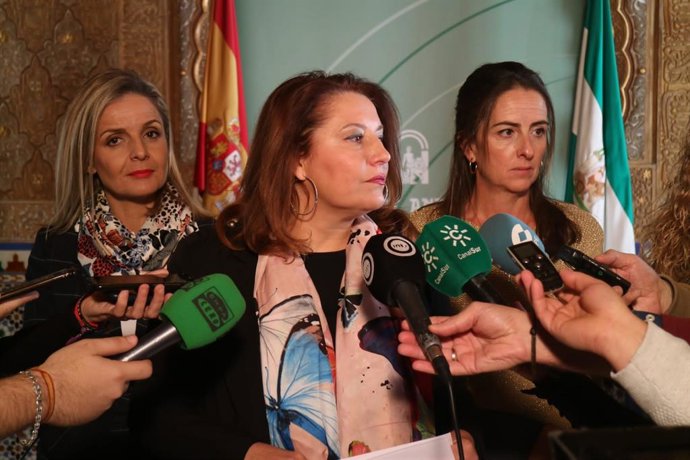 Almería.- Crespo: "El Gobierno asesta un nuevo golpe a Andalucía al cerrar el tr