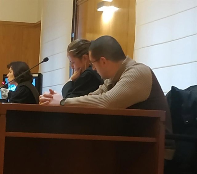 El acusado de matar a su madre, en una de las cinco sesiones celebradas en la Audiencia de Valladolid. Foto de archivo.