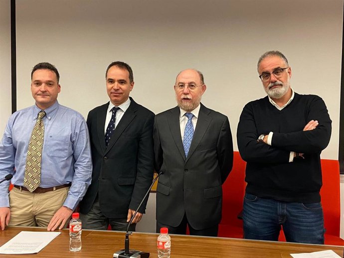 Representantes del Sindicato Médico de Cantabria