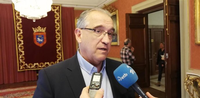 El alcalde de Pamplona, Enrique Maya