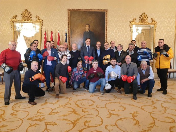 Salamanca homenajea a sus "glorias" del boxeo.