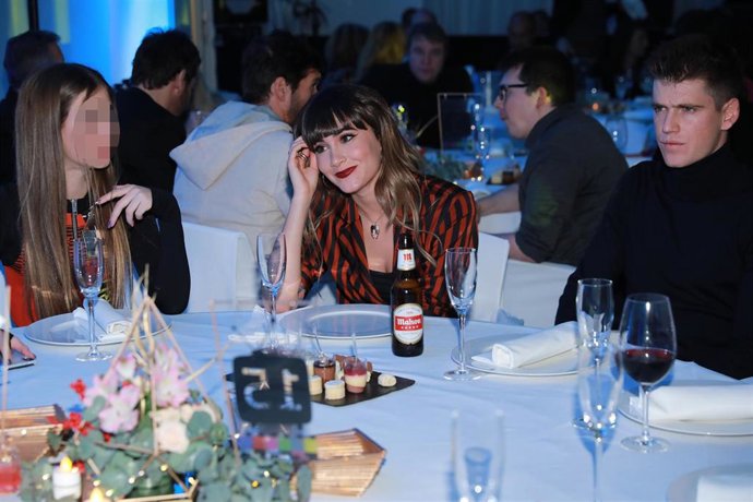 Miguel Benardeau y Aitana, en los Premios MIM Series 2019