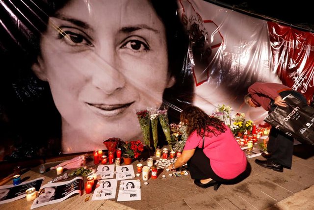 Manifestación de repulsa por el atentado que acabó con la vida de Daphne Caruana Galizia, la reportera maltesa que destapó varios casos de corrupción en el país, incluidos algunos relacionados con el Gobierno y su primer ministro.
