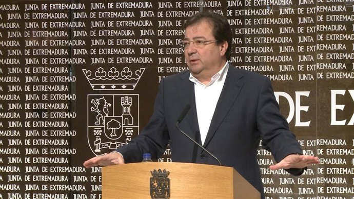 Vara en rueda de prensa
