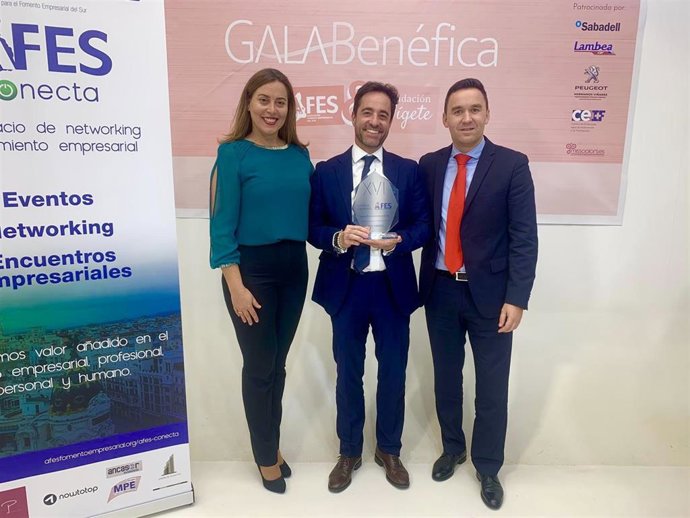 COMUNICADO: intu Xanadú recibe el premio a la excelencia empresarial de AFES 