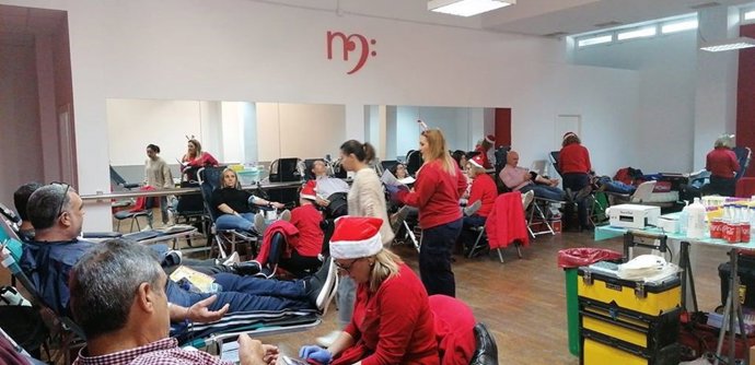Donación de sangre en la EMMA Almería