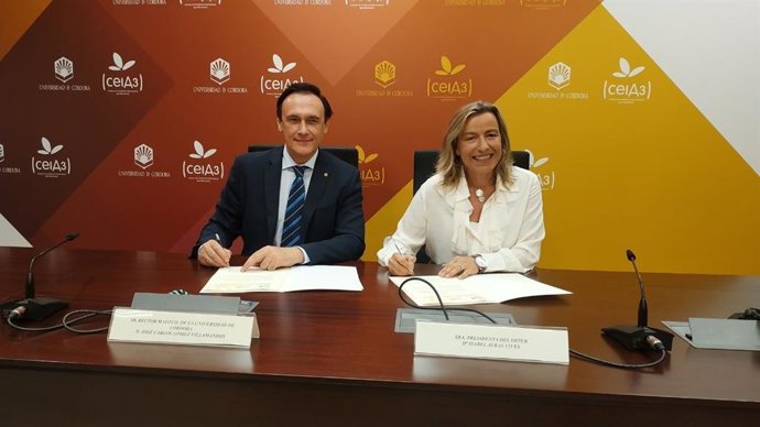 Isabel Albás y José Carlos Gómez Villamandos.