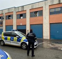 La empresa de los alimentos intervenidos en Sevilla dice que estaban "pendientes de destrucción o devolución"