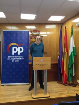 Elportavoz del grupo popular en el Ayuntamiento de Jaén, Manuel Bonilla