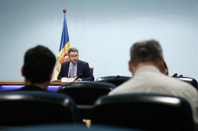 El ministro de Finanzas y Portavoz, Eric Jover, en la rueda de prensa de este miércoles