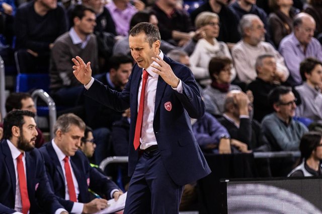 David Blatt, en un partido como entrenador del Olympiacos.