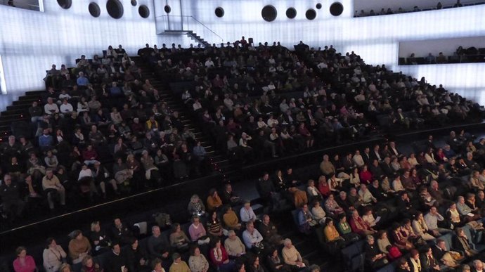 Asistencia a un concierto de la Orquesta de Extremadura