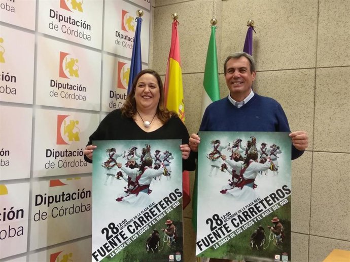 Navajas y Pedrosa presentan la Danza de los Locos y el Baile del Oso de Fuente Carreteros