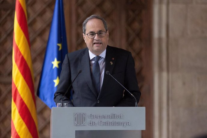 El presidente de la Generalitat, Quim Torra, pronuncia una declaración institucional tras ser condenado por el TSJC a un año y medio de inhabilitación, el 19 de diciembre de 2019.